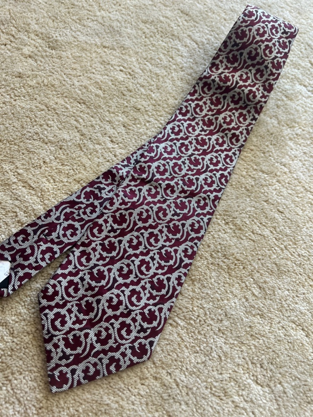 Ike Behar Burgundy and Cream Scroll Jacquard Tie - Handmade 💯 silk